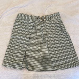Green adjustable plaid skirt